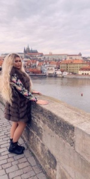 Транссексуалка Ева